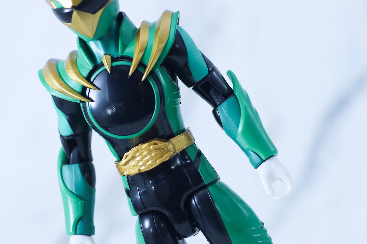 アクションヒーロー　ゴジュウイーグル　レビュー　本体