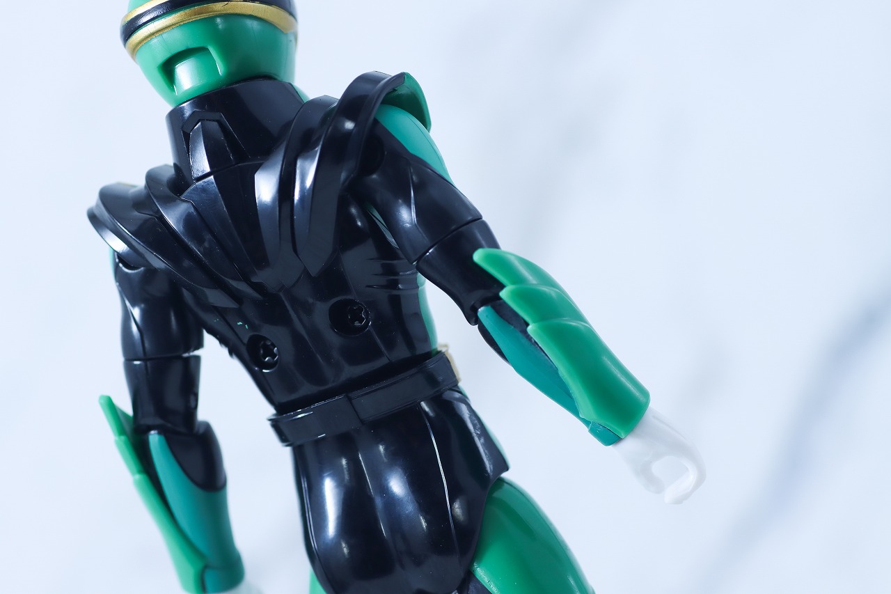 アクションヒーロー　ゴジュウイーグル　レビュー　本体