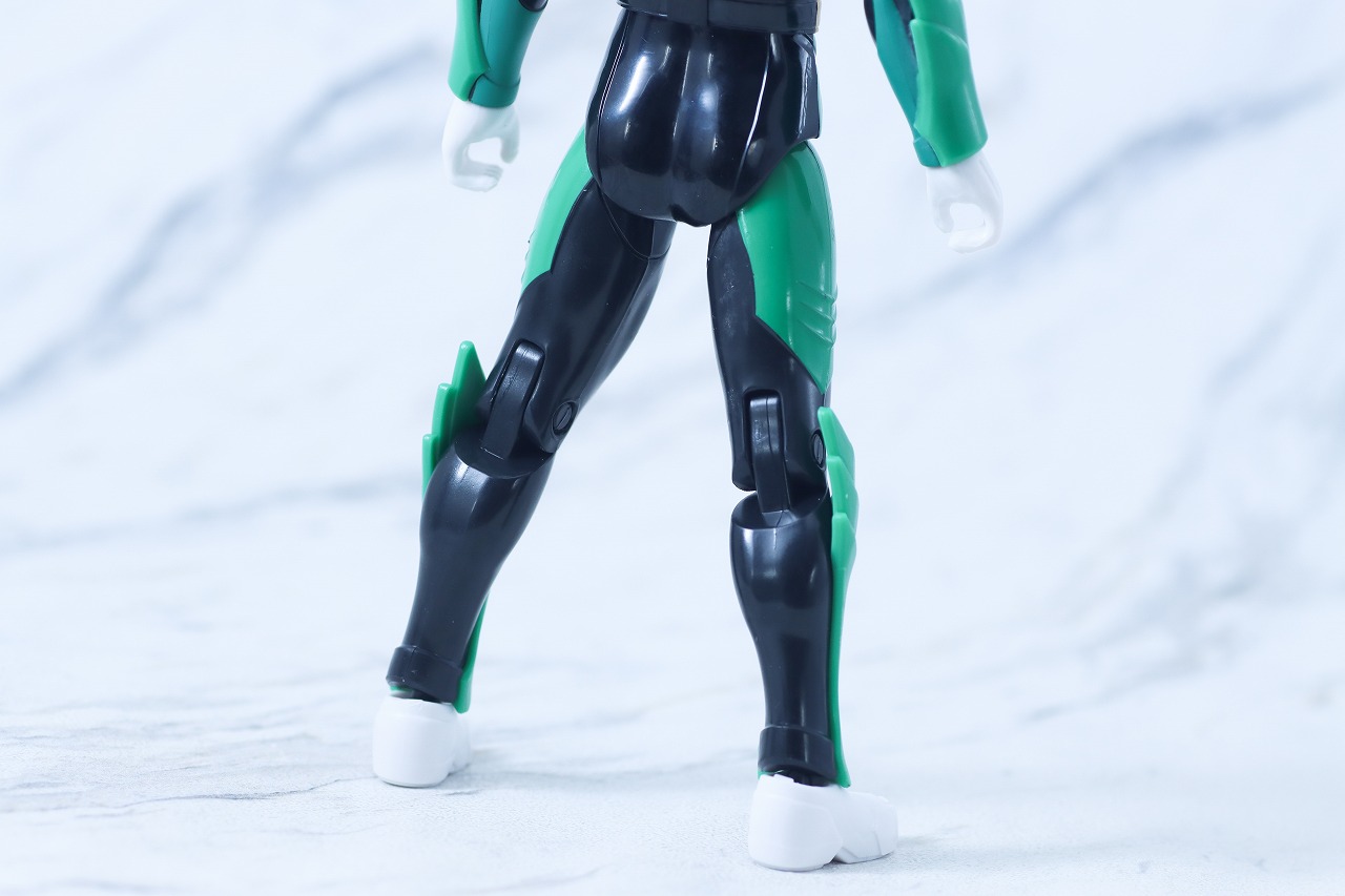 アクションヒーロー　ゴジュウイーグル　レビュー　本体