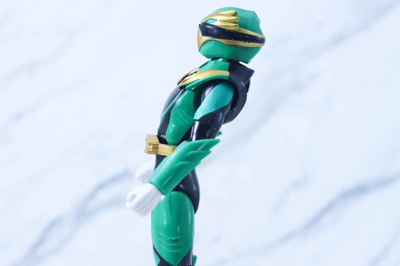 アクションヒーロー　ゴジュウイーグル　レビュー　可動範囲