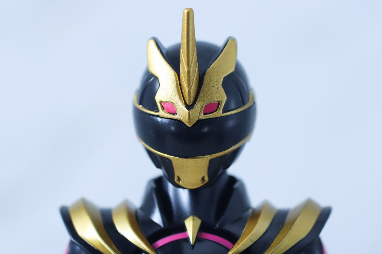 アクションヒーロー　ゴジュウユニコーン　レビュー　本体