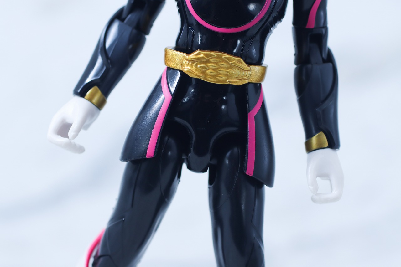 アクションヒーロー　ゴジュウユニコーン　レビュー　本体