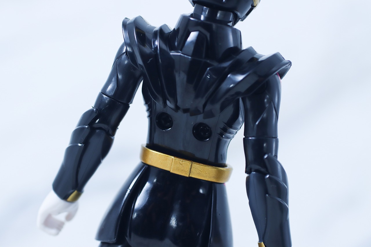 アクションヒーロー　ゴジュウユニコーン　レビュー　本体