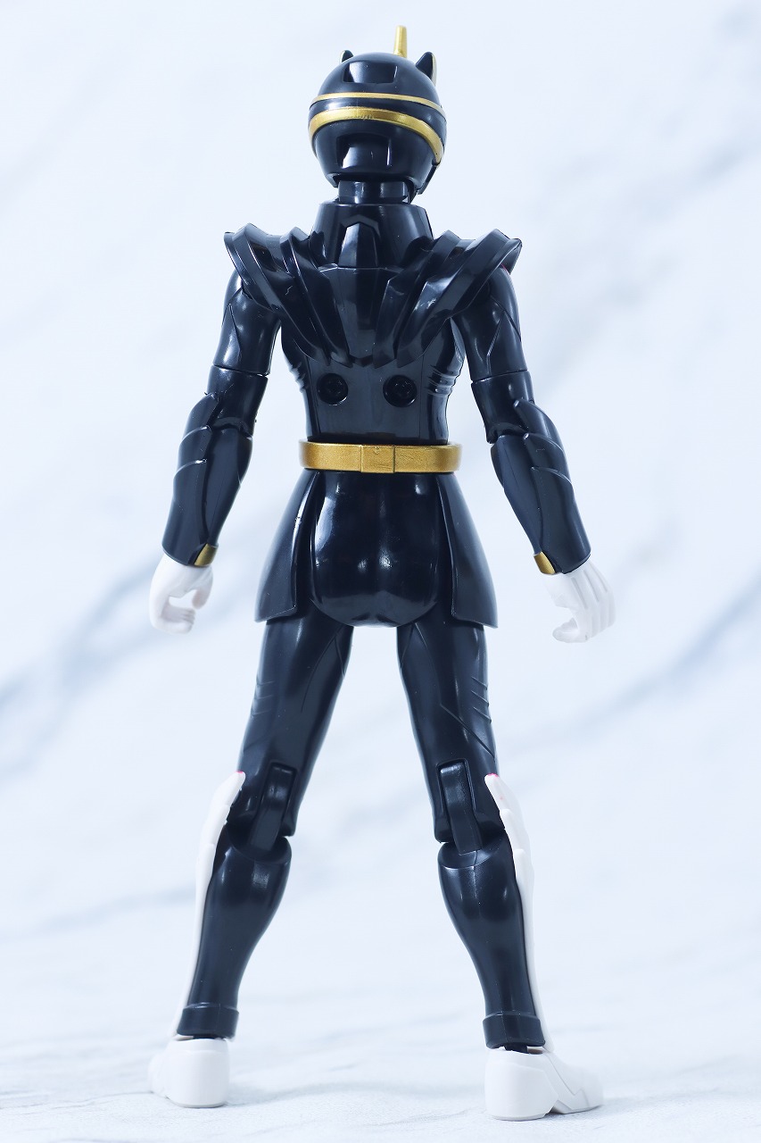 アクションヒーロー　ゴジュウユニコーン　レビュー　本体