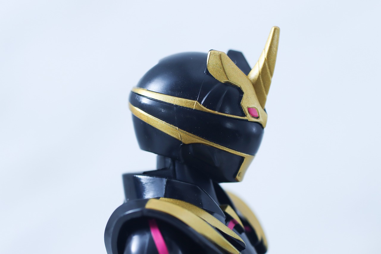 アクションヒーロー　ゴジュウユニコーン　レビュー　本体