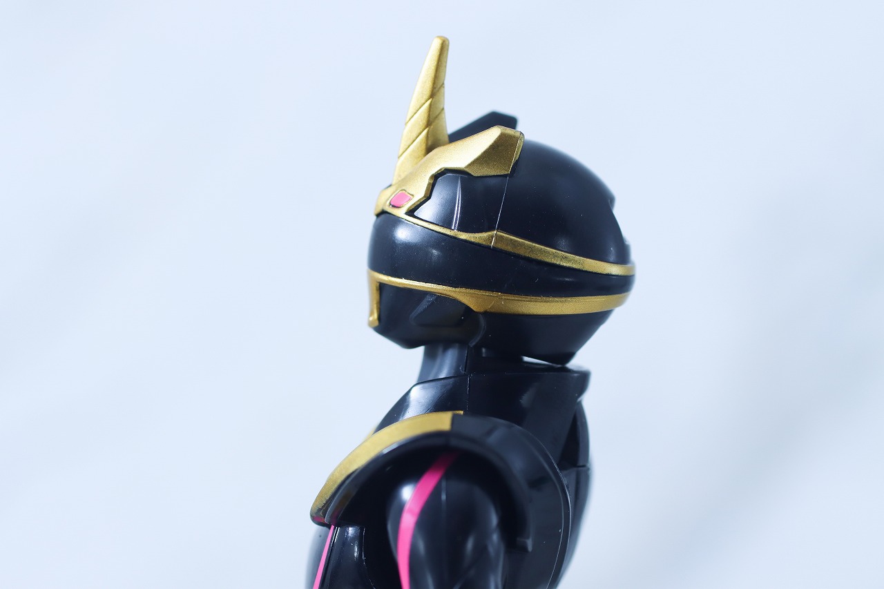 アクションヒーロー　ゴジュウユニコーン　レビュー　可動範囲