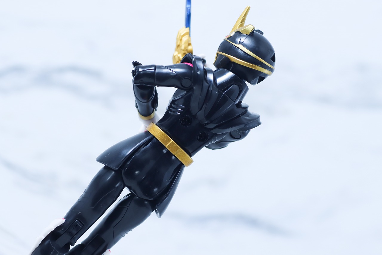 アクションヒーロー　ゴジュウユニコーン　レビュー　アクション