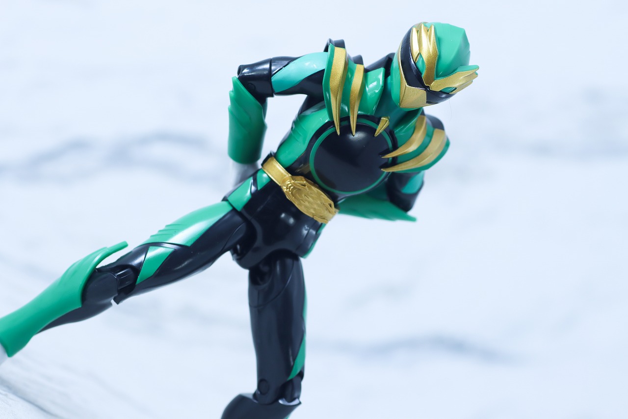 アクションヒーロー　ゴジュウイーグル　レビュー　アクション