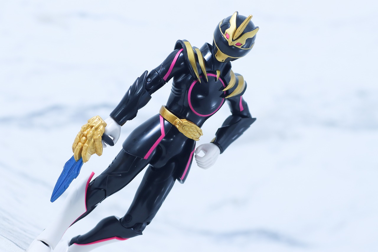 アクションヒーロー　ゴジュウユニコーン　レビュー　アクション