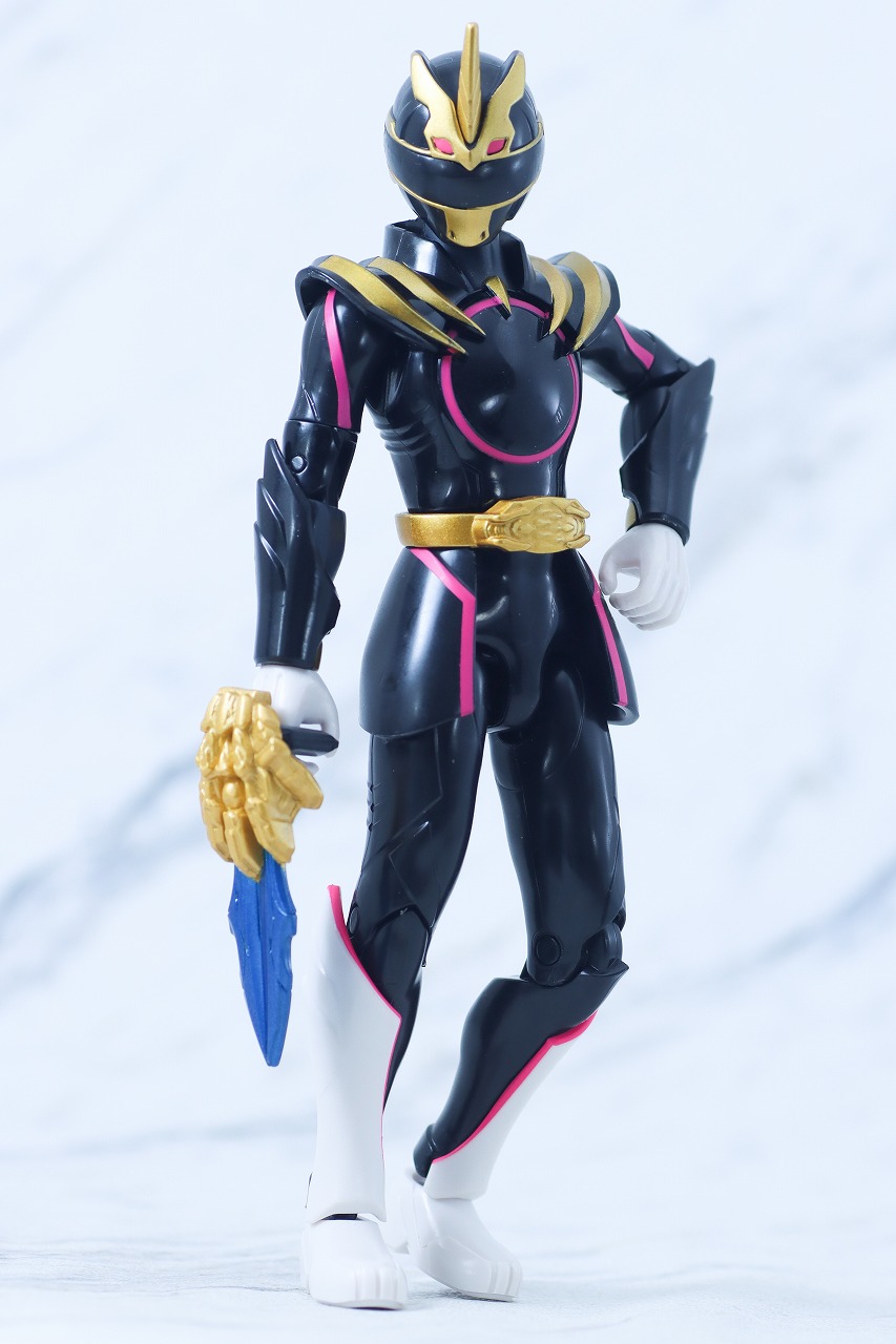 アクションヒーロー　ゴジュウユニコーン　レビュー　本体