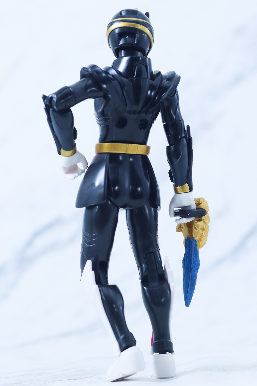 アクションヒーロー　ゴジュウユニコーン　レビュー　本体