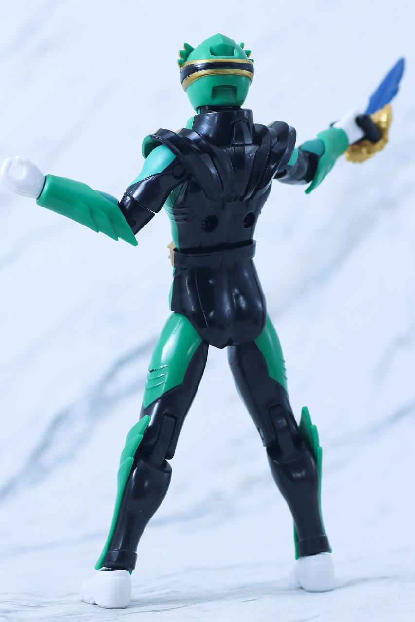 アクションヒーロー　ゴジュウイーグル　レビュー　本体