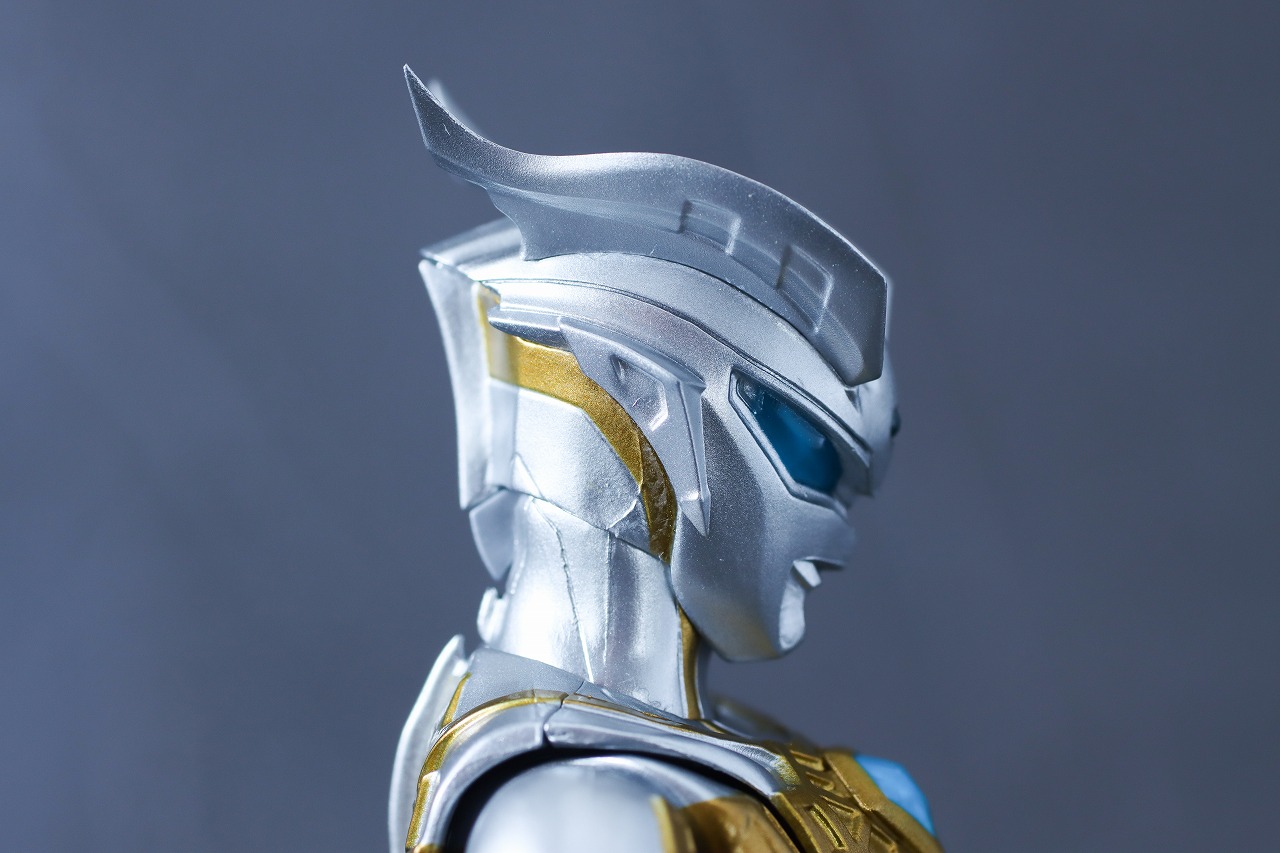 S.H.フィギュアーツ　ウルティメイトシャイニングウルトラマンゼロ ニュージェネ スターズVer.　レビュー　本体