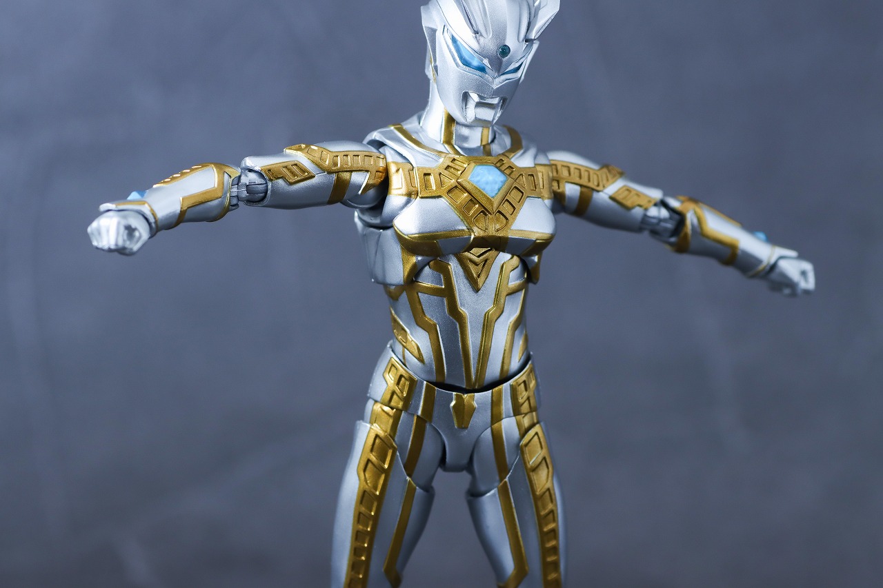 S.H.フィギュアーツ　ウルティメイトシャイニングウルトラマンゼロ ニュージェネ スターズVer.　レビュー　可動範囲
