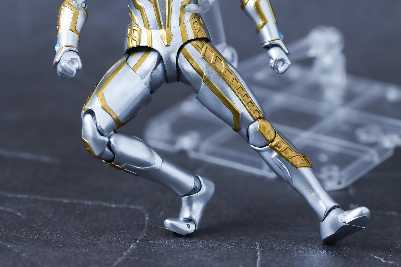 S.H.フィギュアーツ　ウルティメイトシャイニングウルトラマンゼロ ニュージェネ スターズVer.　レビュー　可動範囲