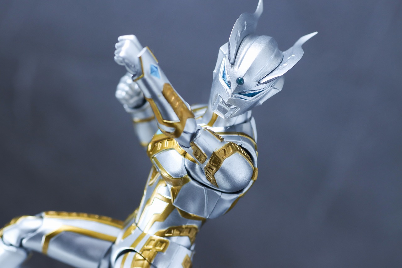 S.H.フィギュアーツ　ウルティメイトシャイニングウルトラマンゼロ ニュージェネ スターズVer.　レビュー　アクション