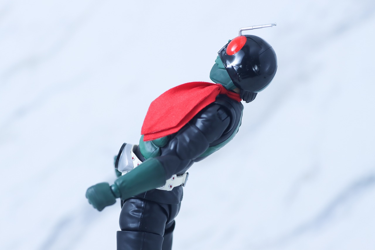 S.H.フィギュアーツ 真骨彫製法 仮面ライダー1号(桜島 Ver.) 栄光の昭和ライダーエディション レビュー 可動範囲