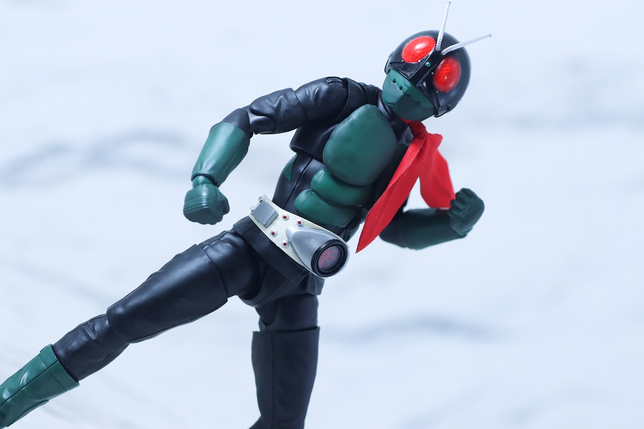 S.H.フィギュアーツ 真骨彫製法　仮面ライダー1号（桜島 Ver.） 栄光の昭和ライダーエディション　レビュー　アクション