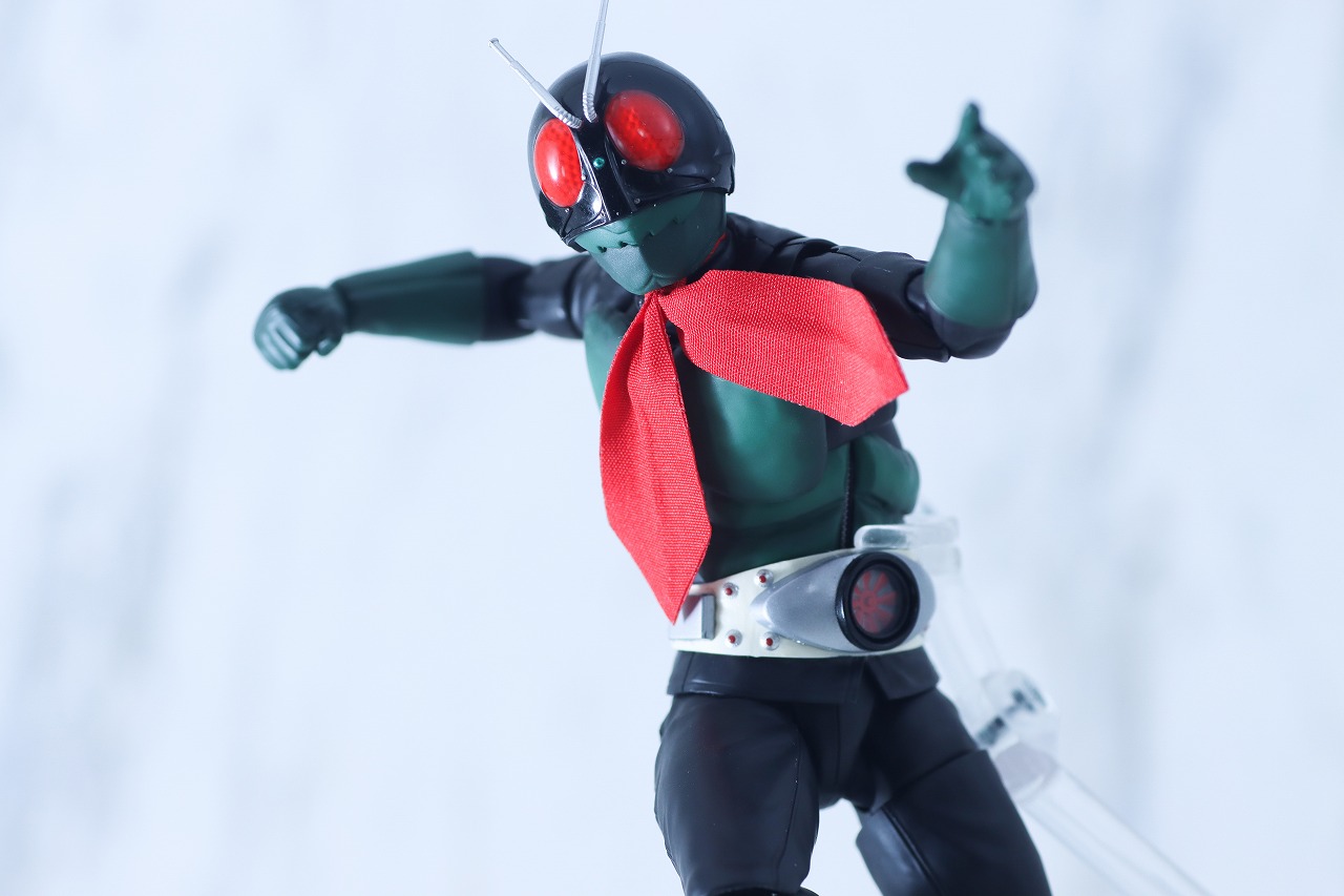 S.H.フィギュアーツ 真骨彫製法　仮面ライダー1号（桜島 Ver.） 栄光の昭和ライダーエディション　レビュー　アクション