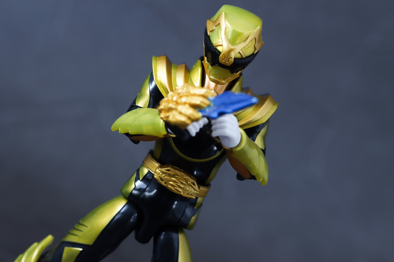 アクションヒーロー　ゴジュウジャー SPセット1　コストコ　レビュー　ゴジュウティラノ　アクション