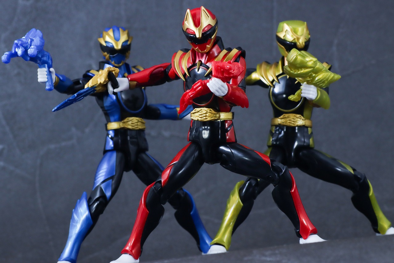 アクションヒーロー　ゴジュウジャー SPセット1（ウルフ・レオン・ティラノ）　レビュー