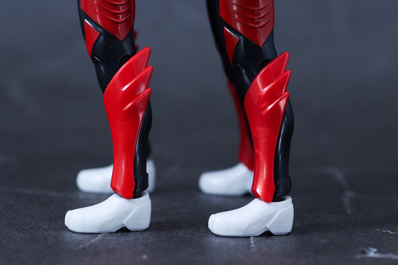 アクションヒーロー　ゴジュウジャー SPセット1　コストコ　レビュー　ゴジュウウルフ　メタリックカラー　比較　通常版