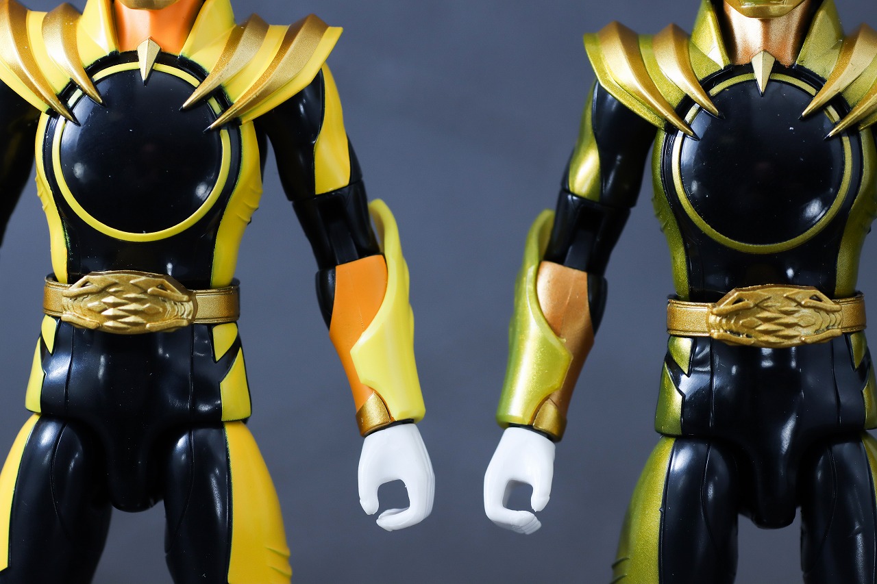 アクションヒーロー　ゴジュウジャー SPセット1　コストコ　レビュー　ゴジュウティラノ　メタリックカラー　通常版　比較