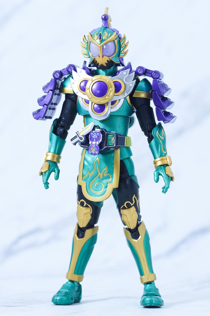 S.H.フィギュアーツ 真骨彫製法　仮面ライダー龍玄 ブドウアームズ　レビュー　本体