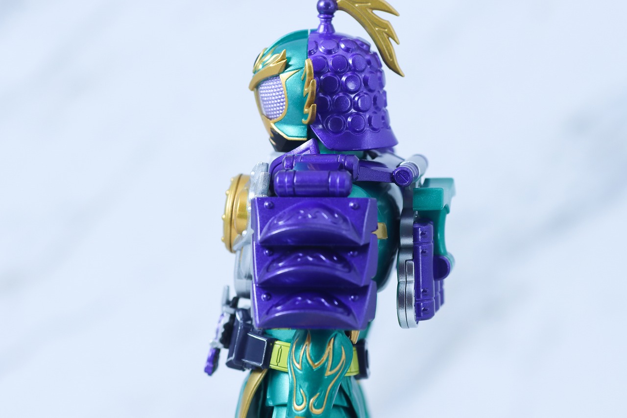 S.H.フィギュアーツ 真骨彫製法　仮面ライダー龍玄 ブドウアームズ　レビュー　可動範囲