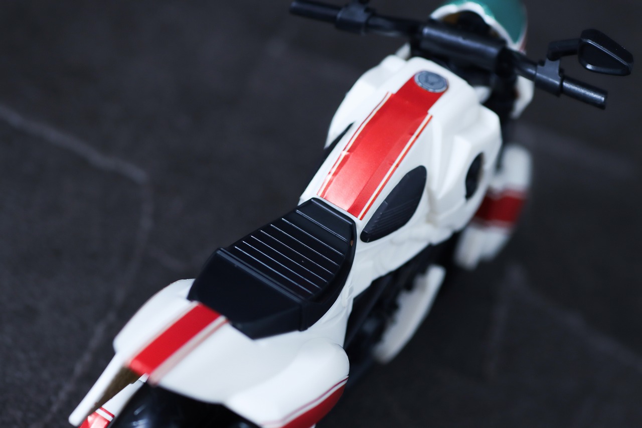 装動　コードゼロイダー　本体