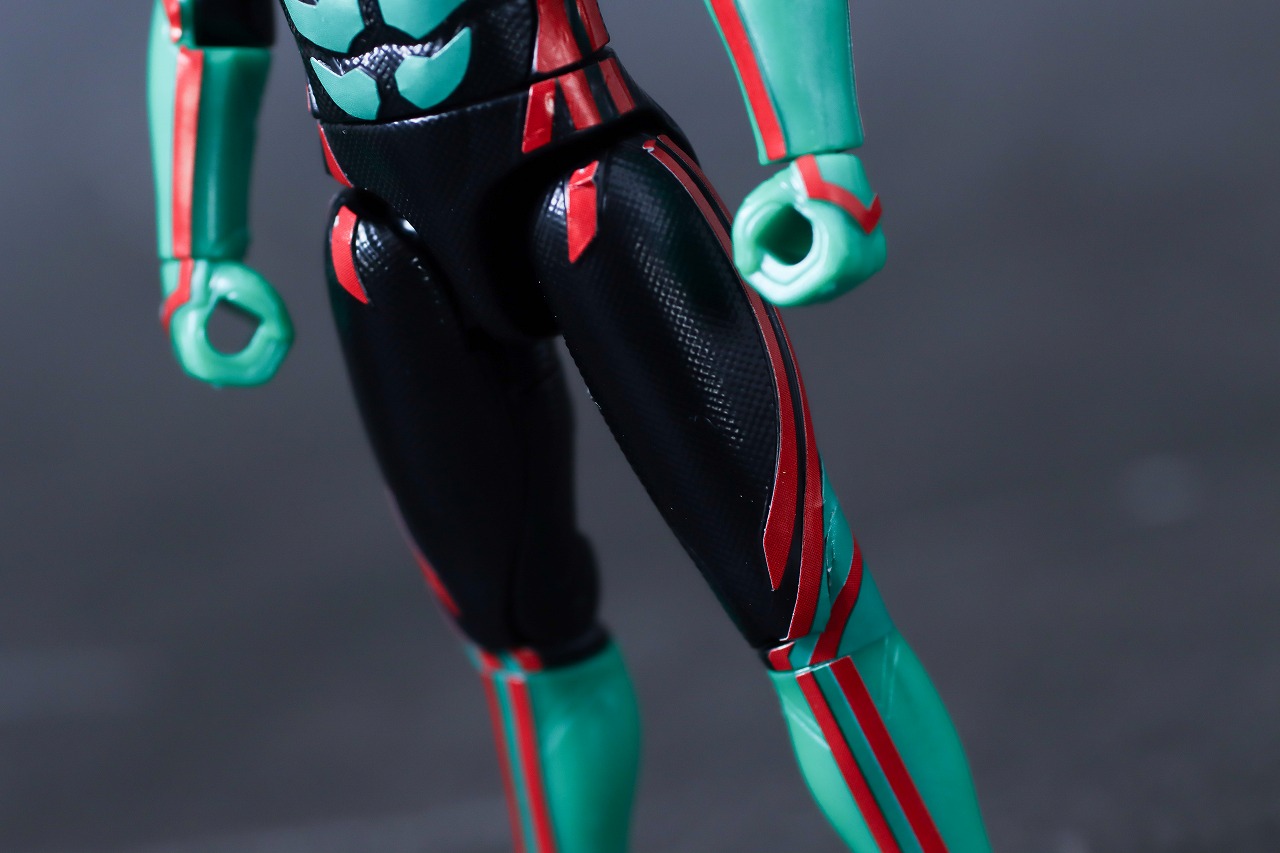 装動　仮面ライダーゼッツ フィジカムインパクト　本体