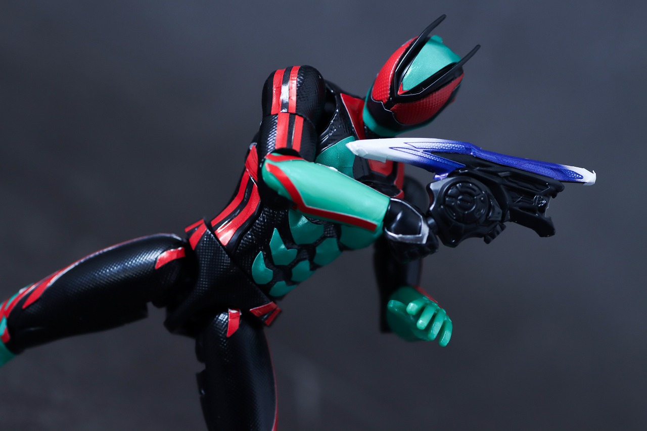 装動　仮面ライダーゼッツ フィジカムインパクト&コードゼロイダー　レビュー　アクション