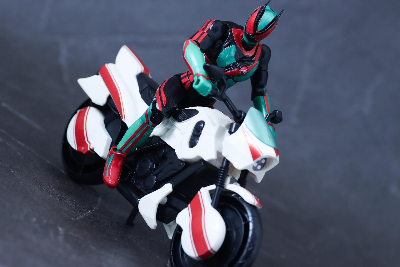 装動　仮面ライダーゼッツ フィジカムインパクト&コードゼロイダー　レビュー　アクション