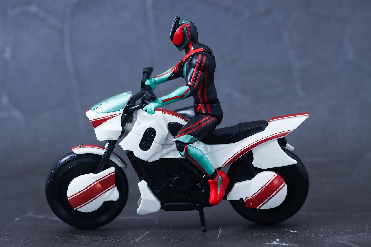 装動　仮面ライダーゼッツ フィジカムインパクト&コードゼロイダー　レビュー　アクション