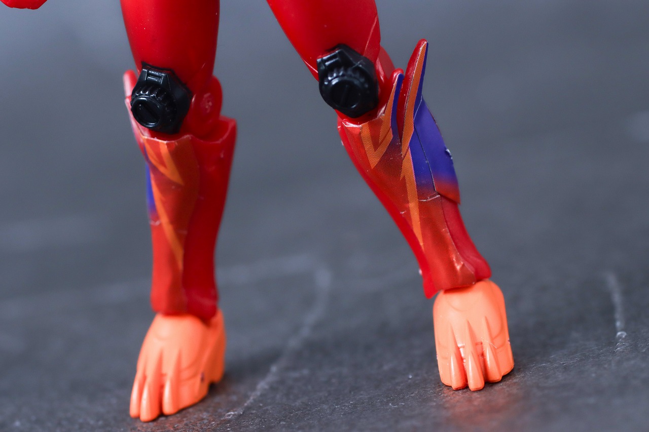 装動　仮面ライダーガヴ アメイジングミフォーム　レビュー　本体