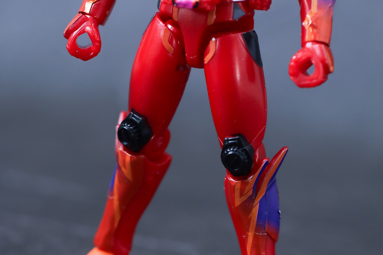 装動　仮面ライダーガヴ アメイジングミフォーム　レビュー　本体