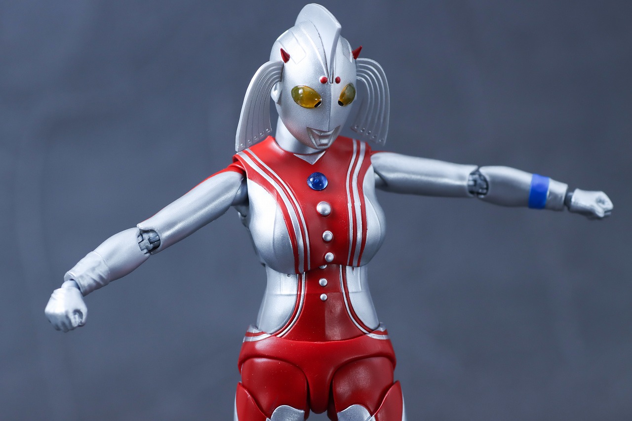 S.H.フィギュアーツ　ウルトラの母　レビュー　可動範囲