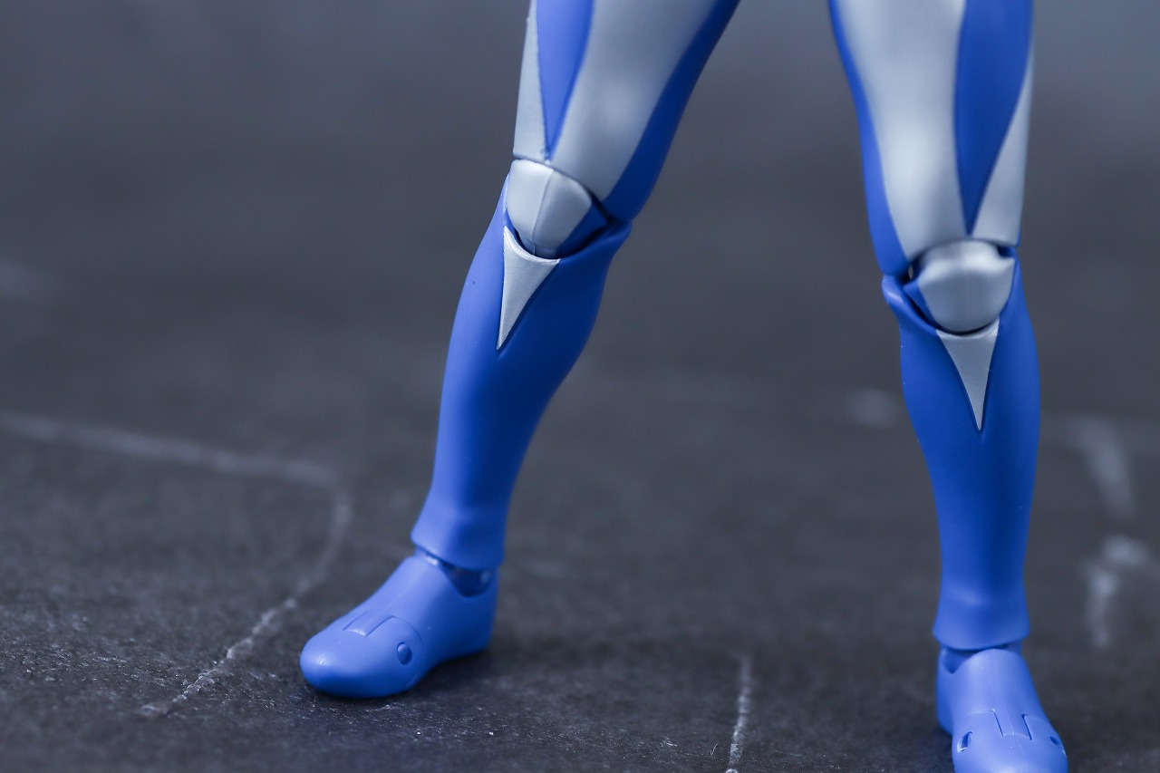 S.H.フィギュアーツ　ウルトラマンコスモス ルナモード　レビュー　本体