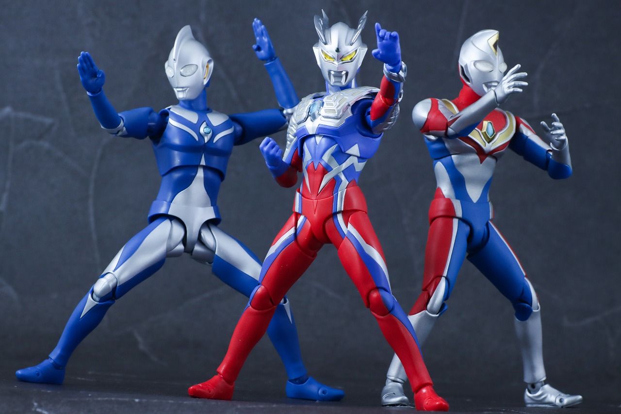 S.H.フィギュアーツ　ウルトラマンコスモス ルナモード　レビュー　アクション　ウルトラマンゼロ　ウルトラマンダイナ