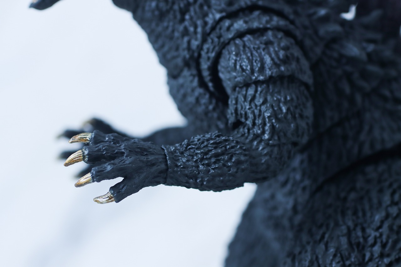 S.H.モンスターアーツ　ゴジラ（2000／G消滅作戦）　レビュー　本体