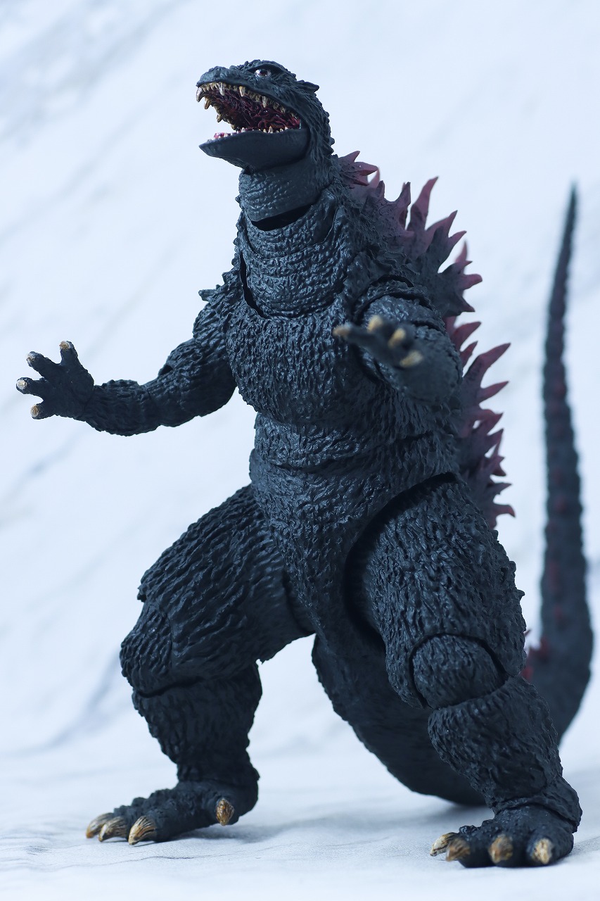 S.H.モンスターアーツ　ゴジラ（2000／G消滅作戦）　レビュー　本体