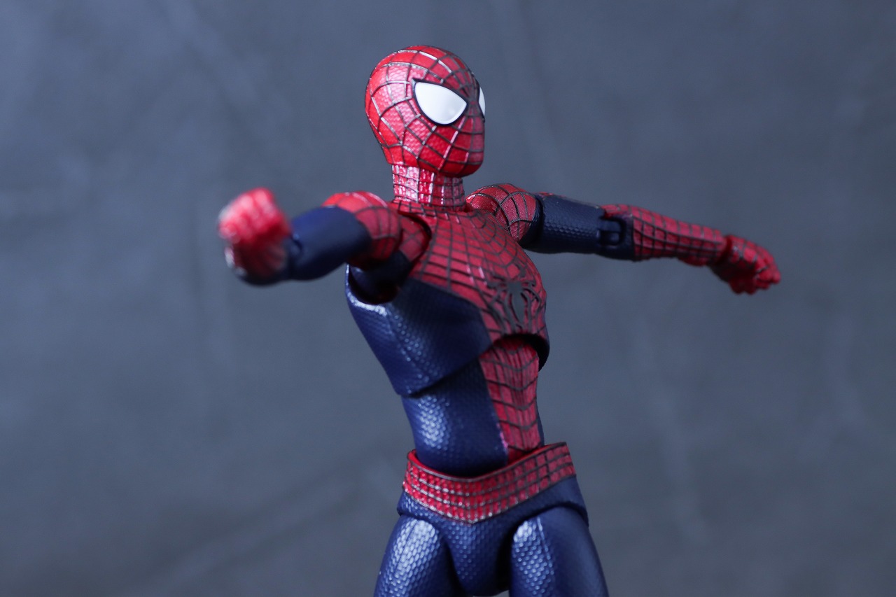 MAFEX　アメイジング・スパイダーマン（The Amazing Spider-Man2）　レビュー　可動範囲