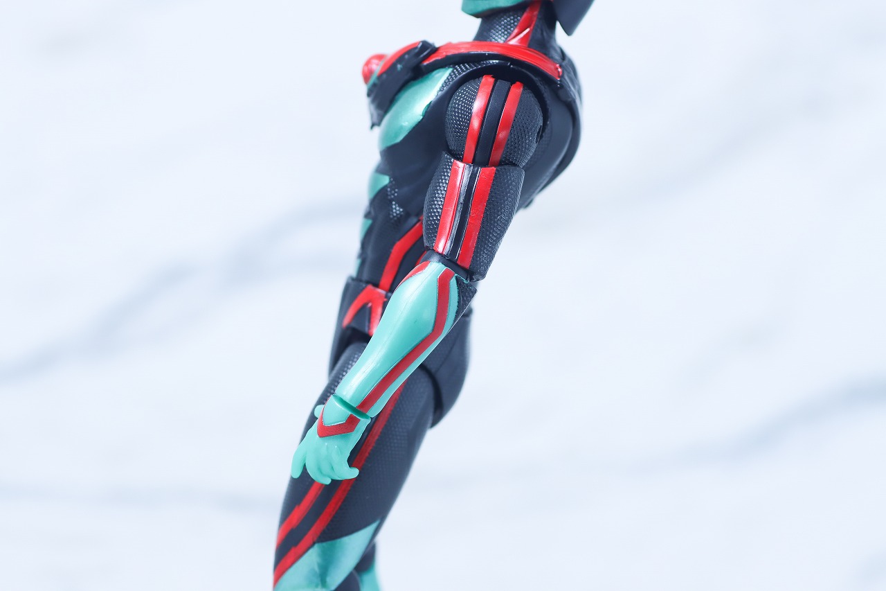 仮面ライダーアクションフィギュア　仮面ライダーゼッツ フィジカムインパクト　レビュー　本体