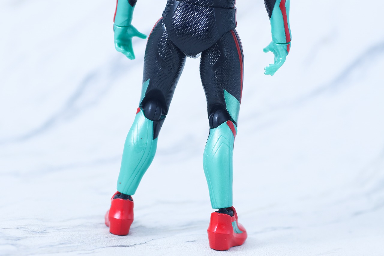 仮面ライダーアクションフィギュア　仮面ライダーゼッツ フィジカムインパクト　レビュー　本体