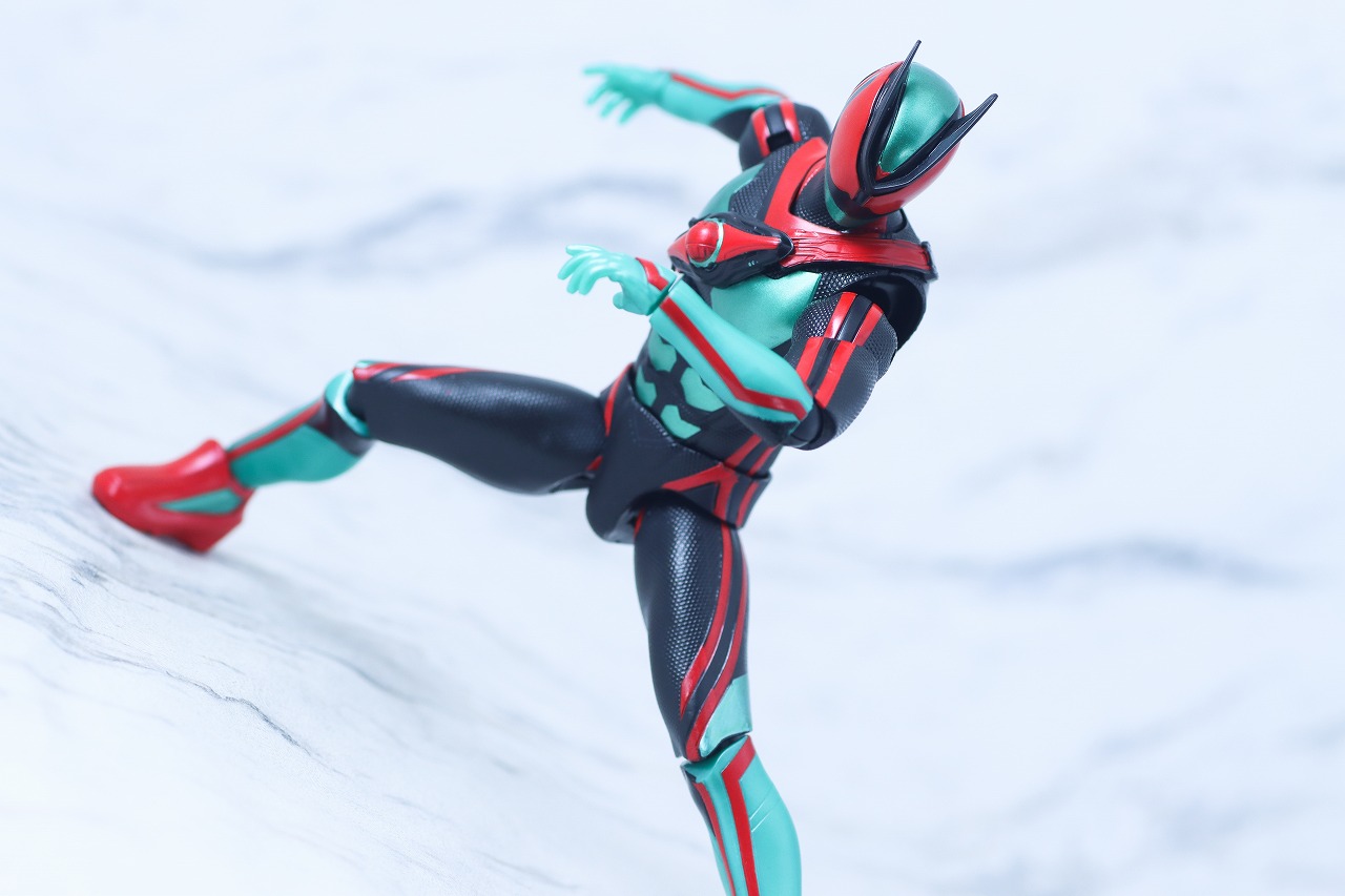 仮面ライダーアクションフィギュア　仮面ライダーゼッツ フィジカムインパクト　レビュー　アクション