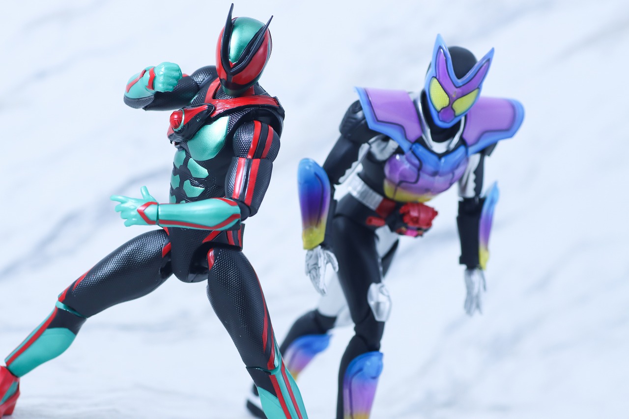 仮面ライダーアクションフィギュア　仮面ライダーゼッツ フィジカムインパクト　レビュー　アクション　S.H.フィギュアーツ　仮面ライダーガヴ ポッピングミフォーム