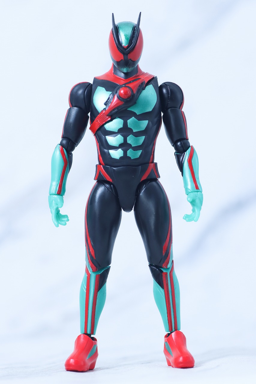 仮面ライダーアクションフィギュア カプセムチェンジコレクション　仮面ライダーゼッツ フィジカムセット　レビュー　本体