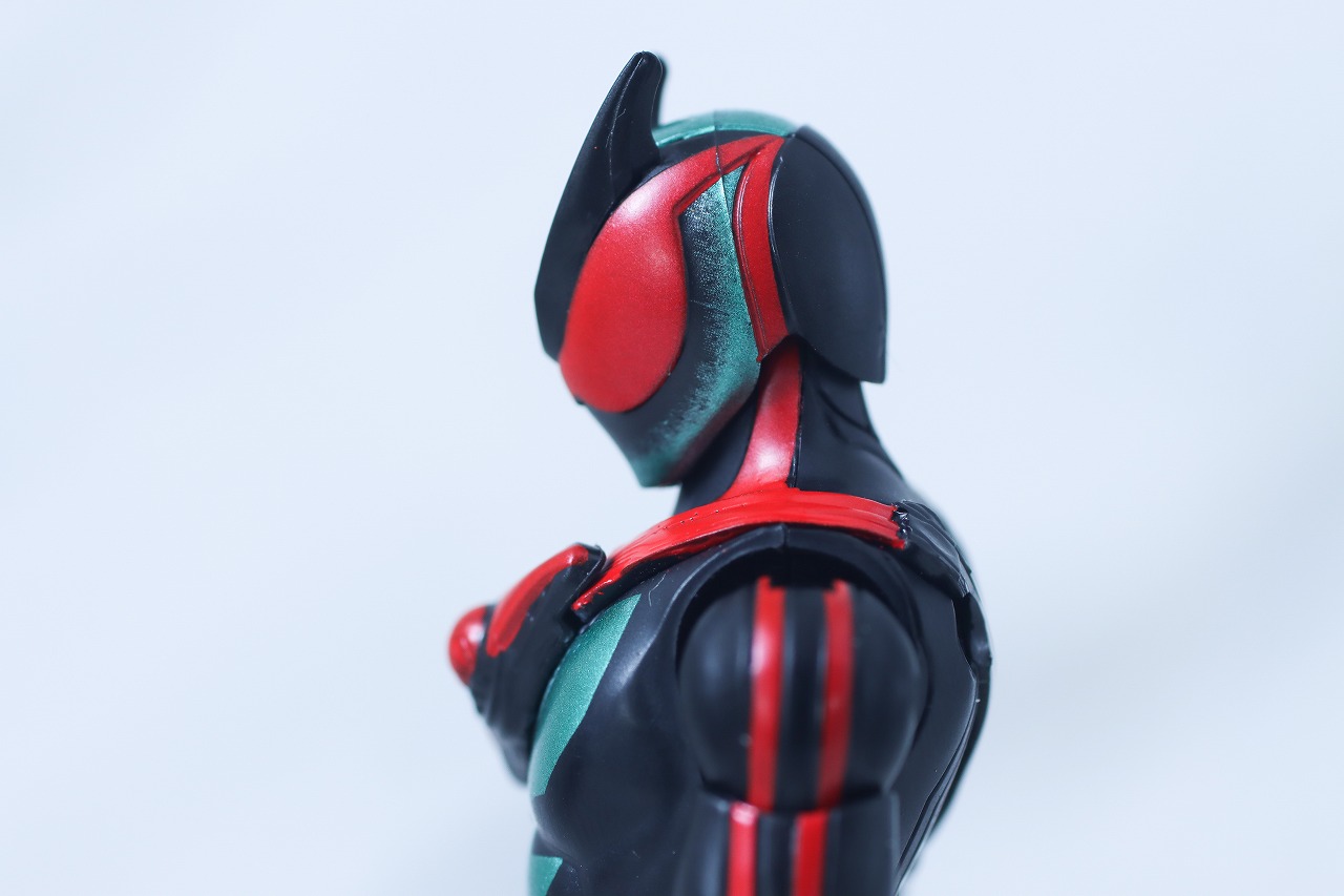 仮面ライダーアクションフィギュア カプセムチェンジコレクション　仮面ライダーゼッツ フィジカムセット　レビュー　本体