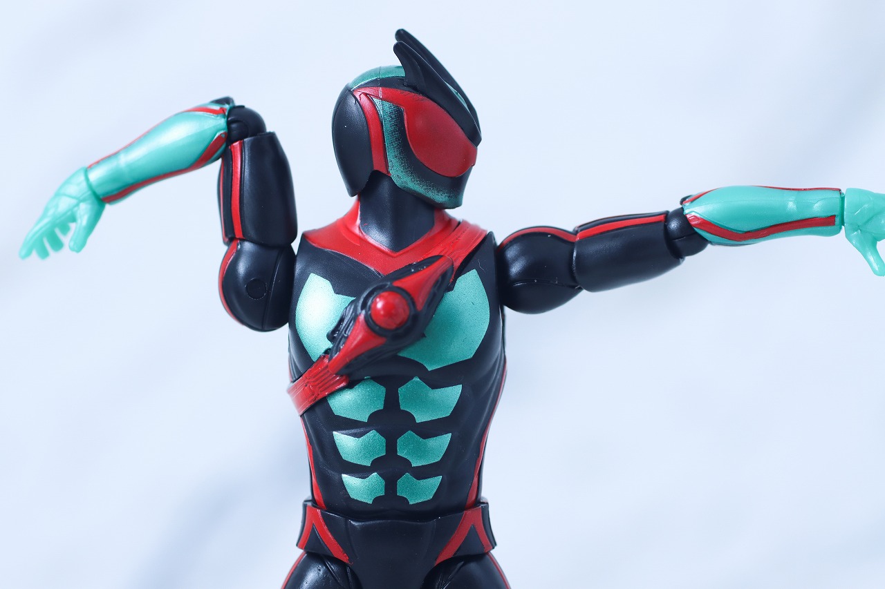仮面ライダーアクションフィギュア カプセムチェンジコレクション　仮面ライダーゼッツ フィジカムセット　レビュー　可動範囲