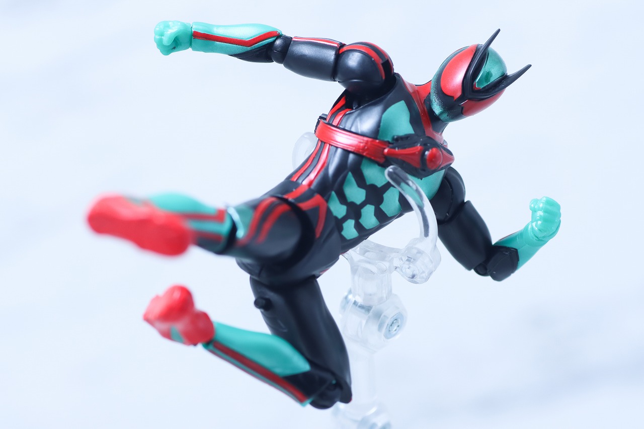 仮面ライダーアクションフィギュア カプセムチェンジコレクション　仮面ライダーゼッツ フィジカムセット　レビュー　アクション